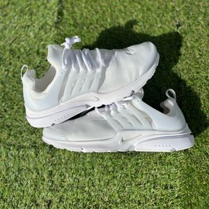 Nike Air Presto
White Pure Platinum